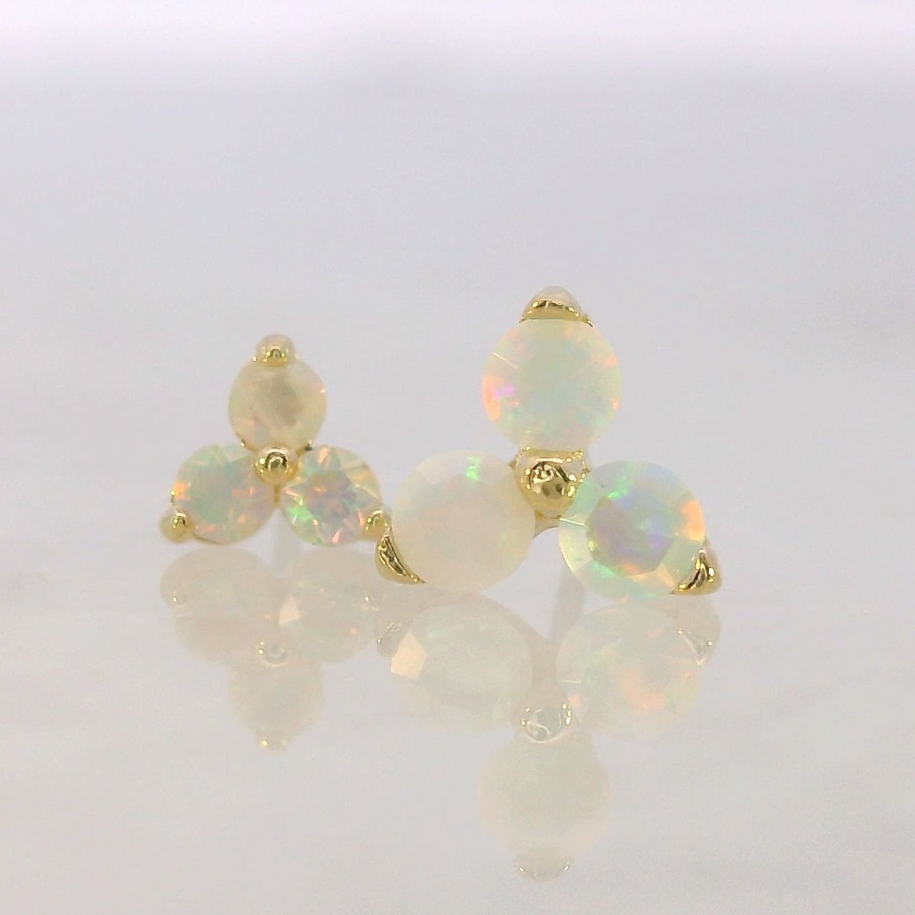 Trio Prong Gem