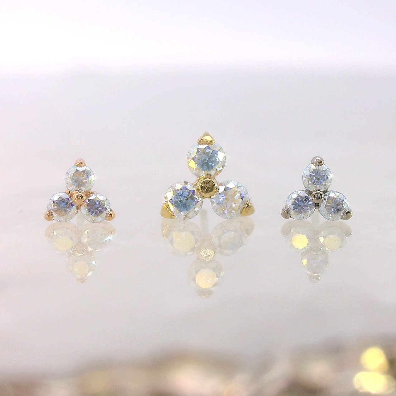 Trio Prong Gem