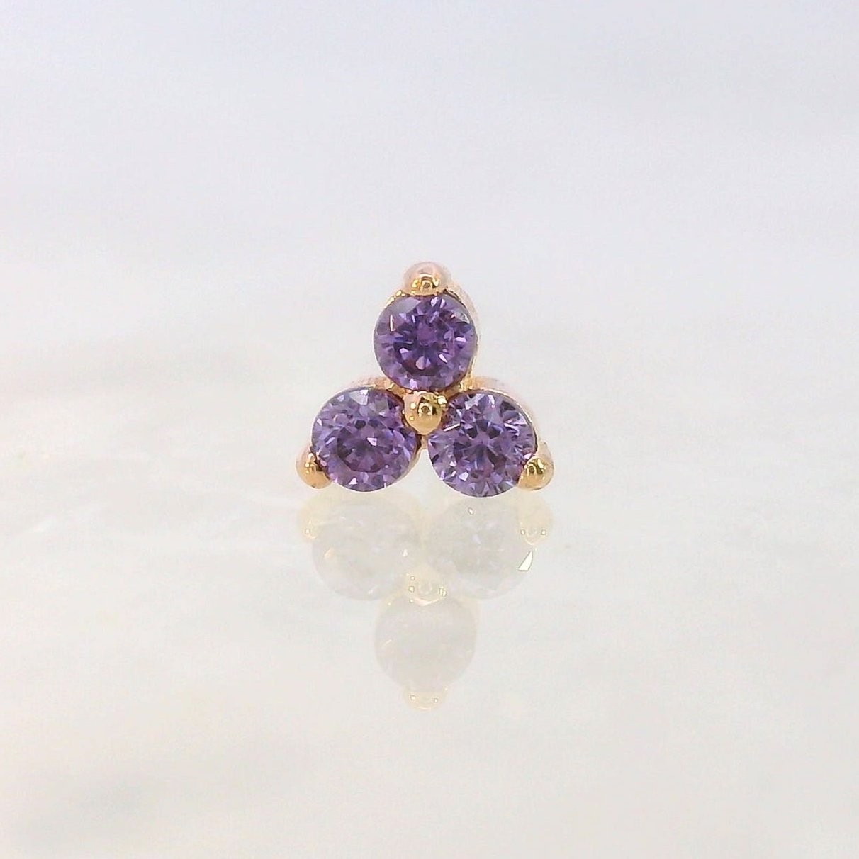 Trio Prong Gem