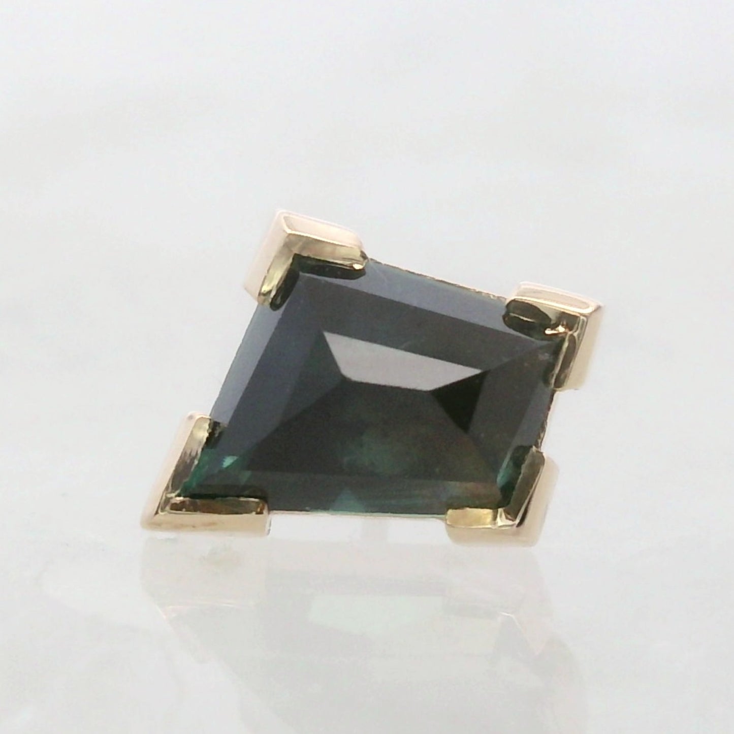 Blue Green Kenya Sapphire Yellow Gold