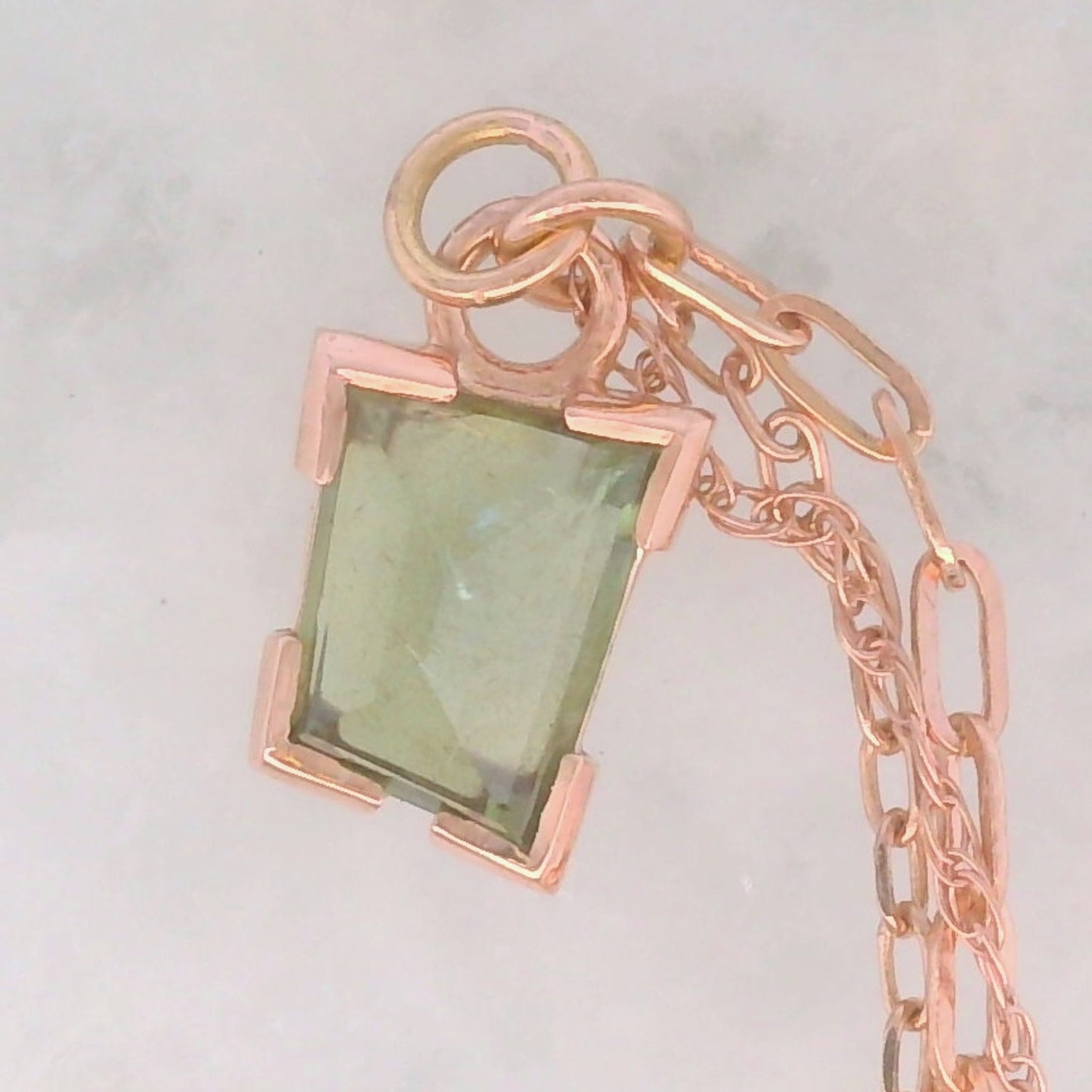 Chain Charm - Geo Cut Green Umba Sapphire Partial Bezel Rose Gold