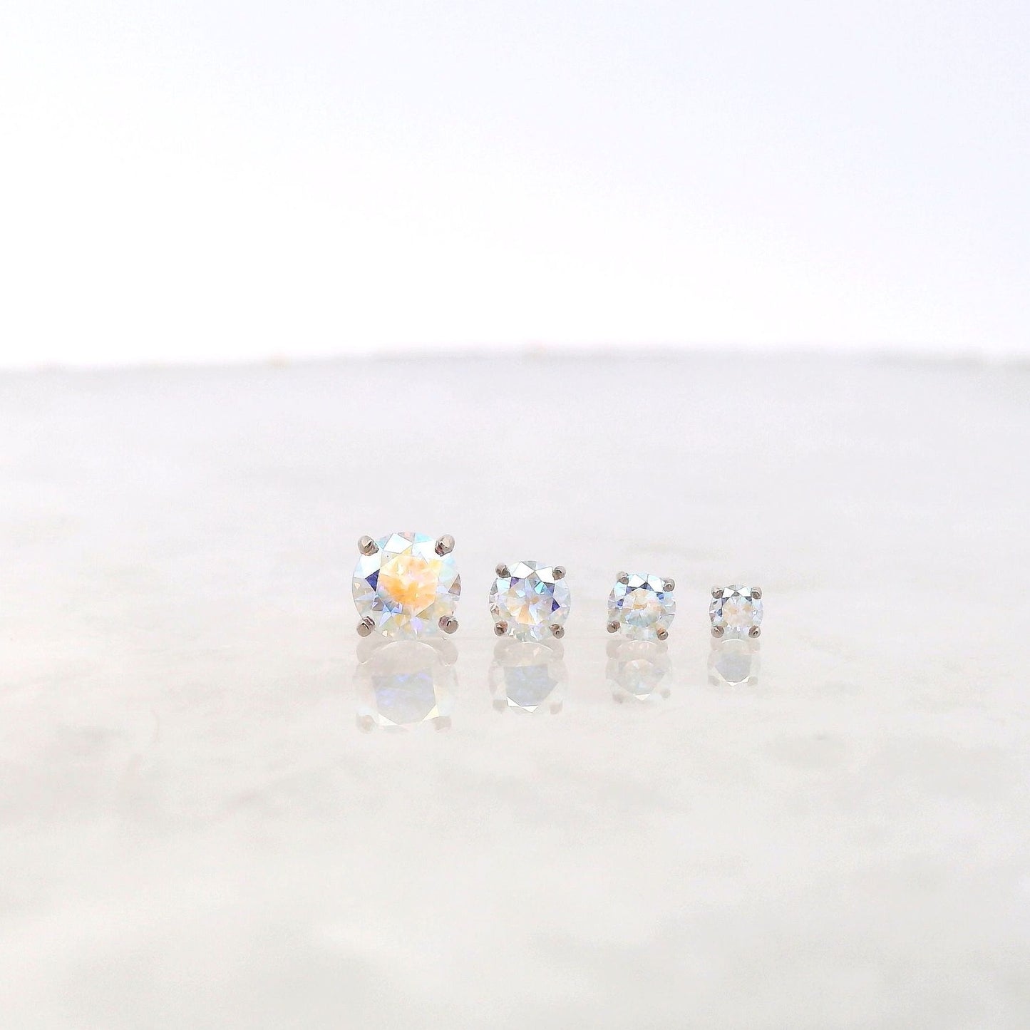 Tiffany Prong 18k White Gold