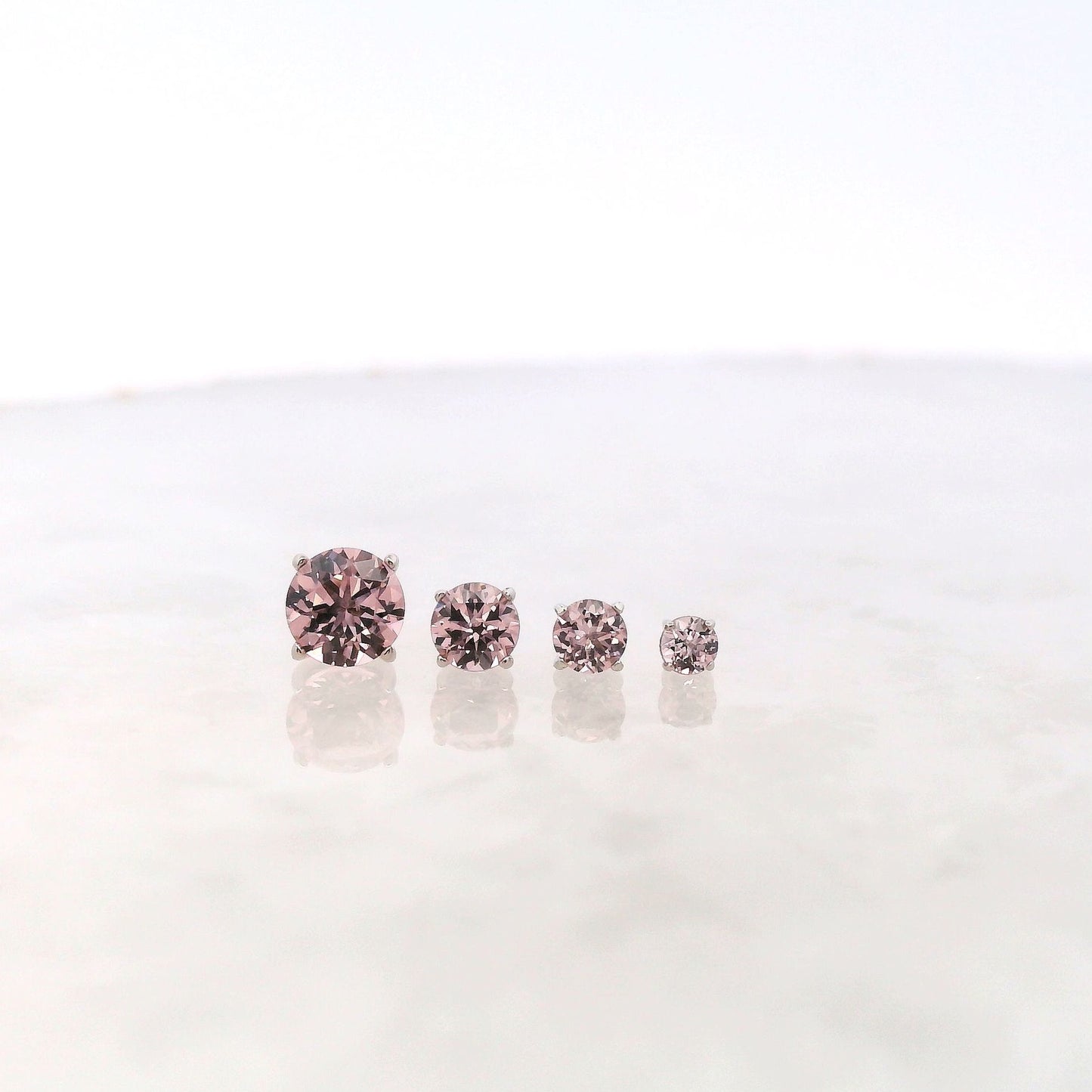 Tiffany Prong 18k White Gold
