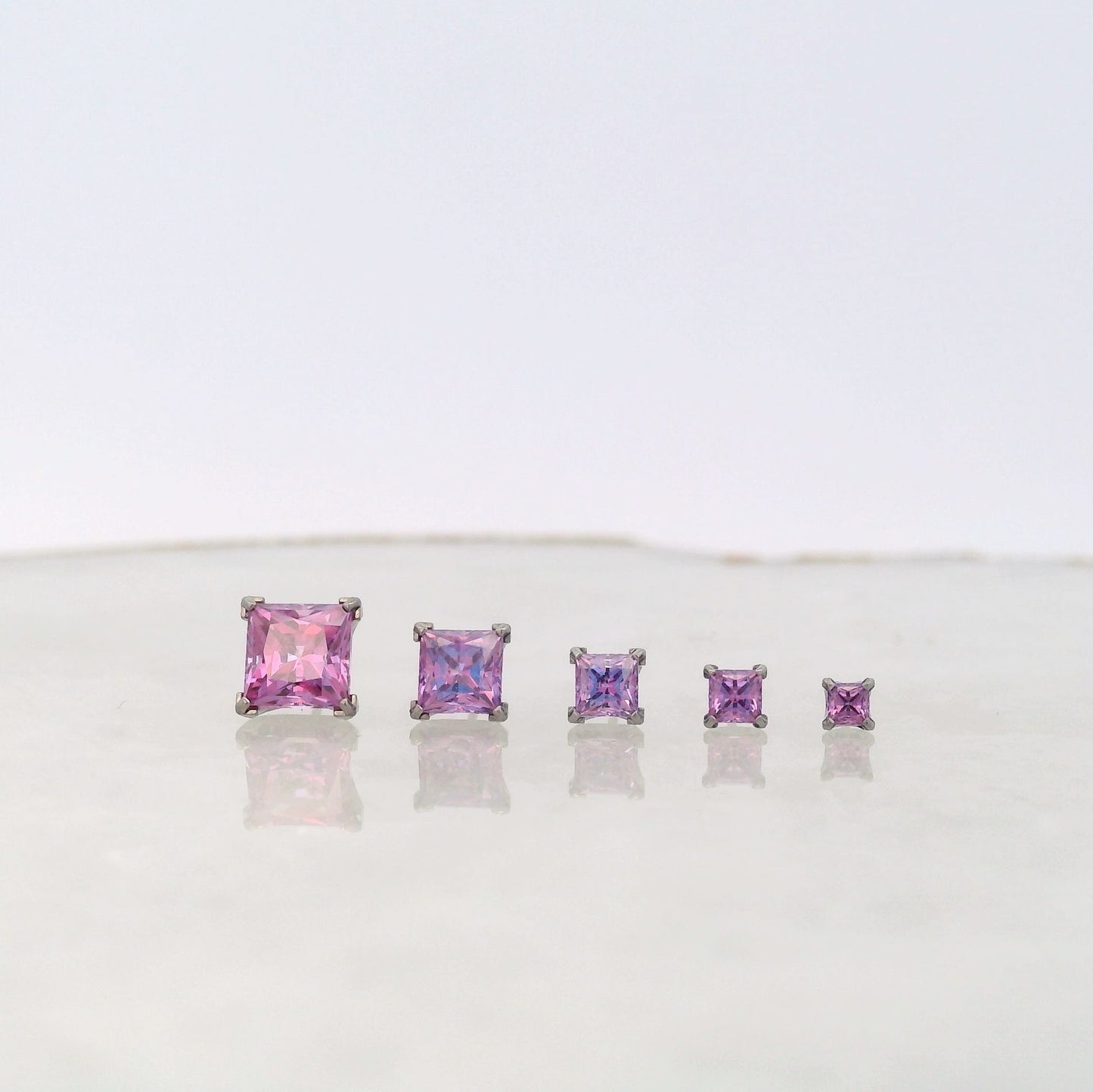 Princess Cut Prong Gems - Titanium - Threadless