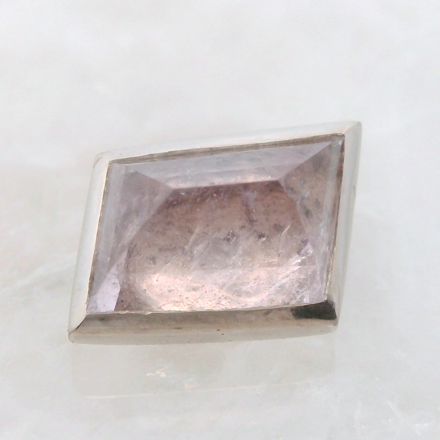 Morganite Rhombus Bezel