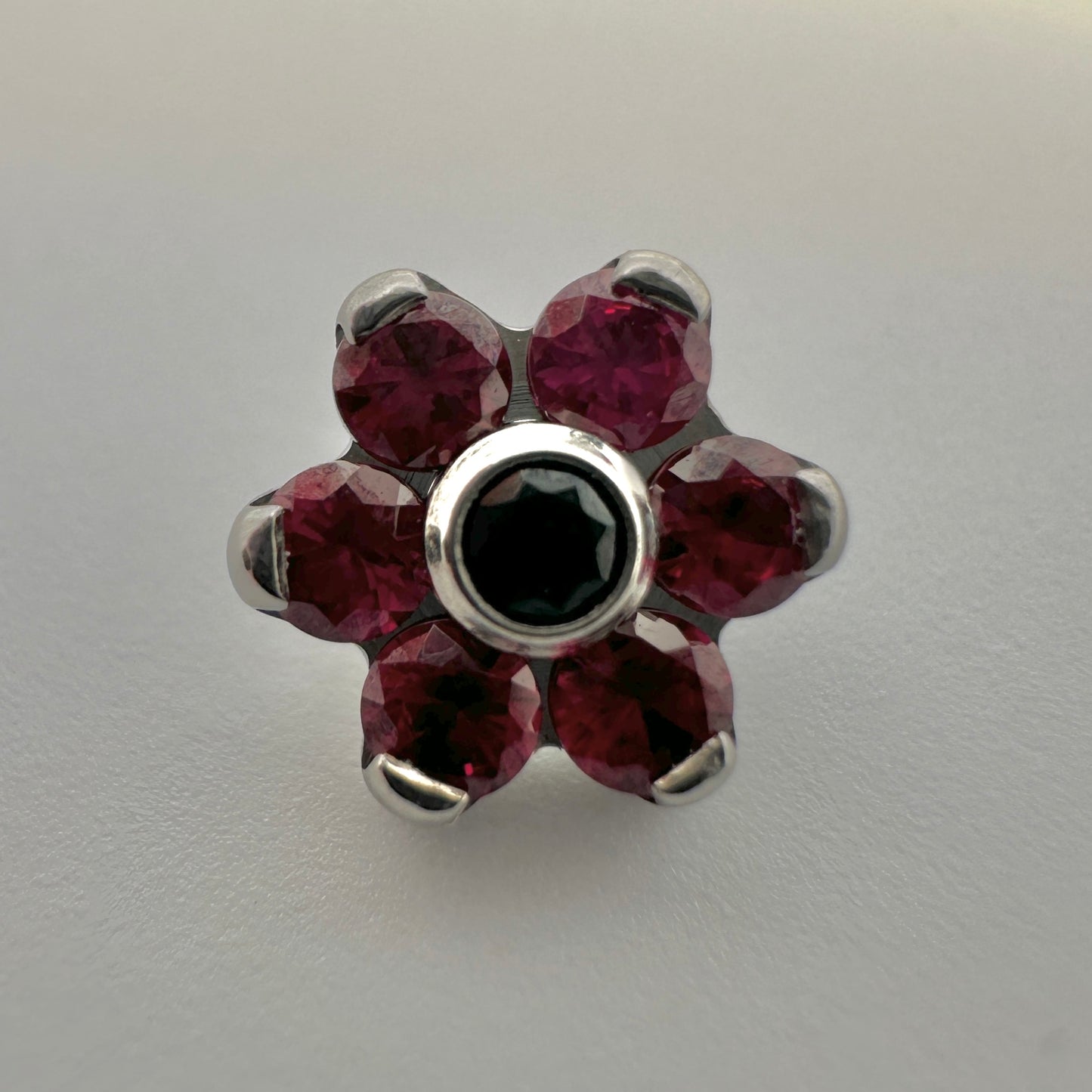 Flower (6 Petal) - Faceted Gems - Threaded