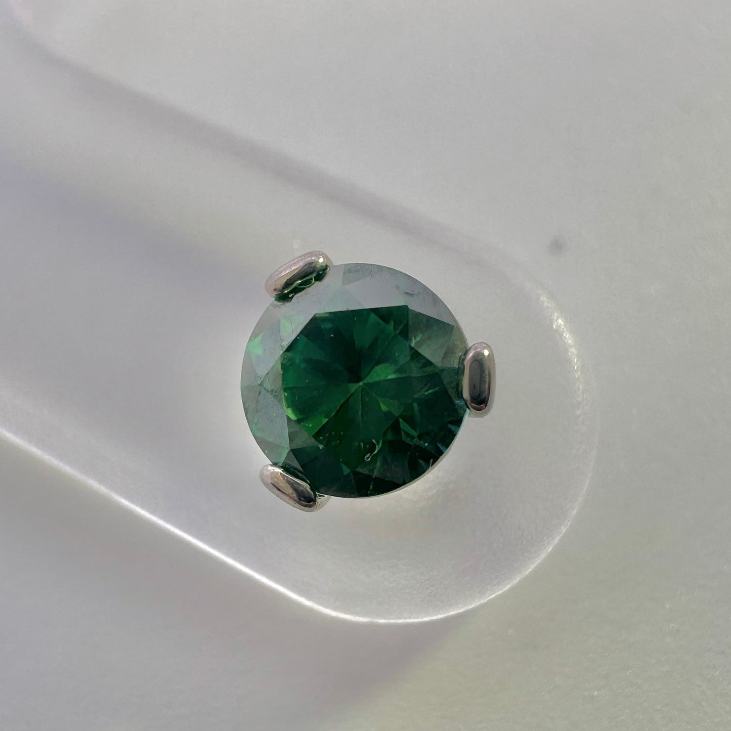 Three Prong Faceted Gem - Threaded