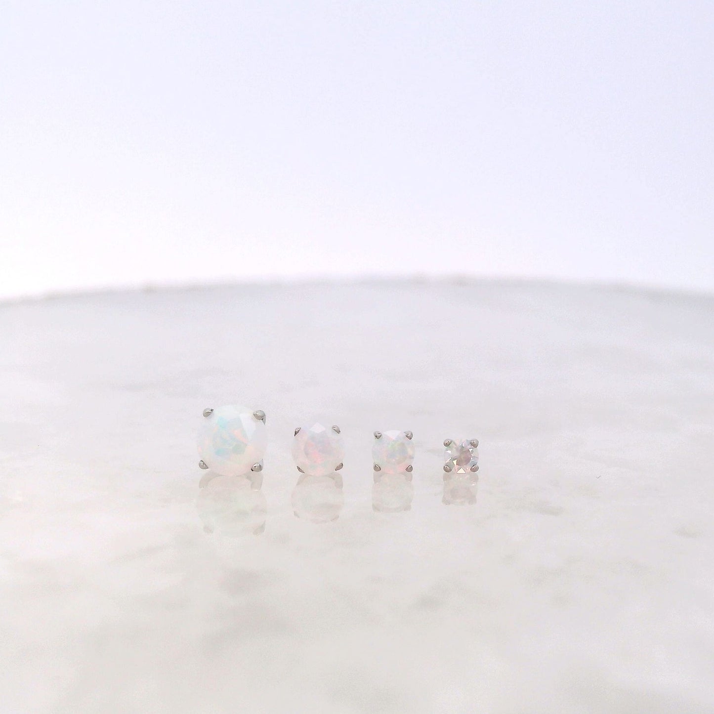 Tiffany Prong 18k White Gold