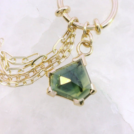 Chain Ring - Geo Green Kenya Sapphire Yellow Gold