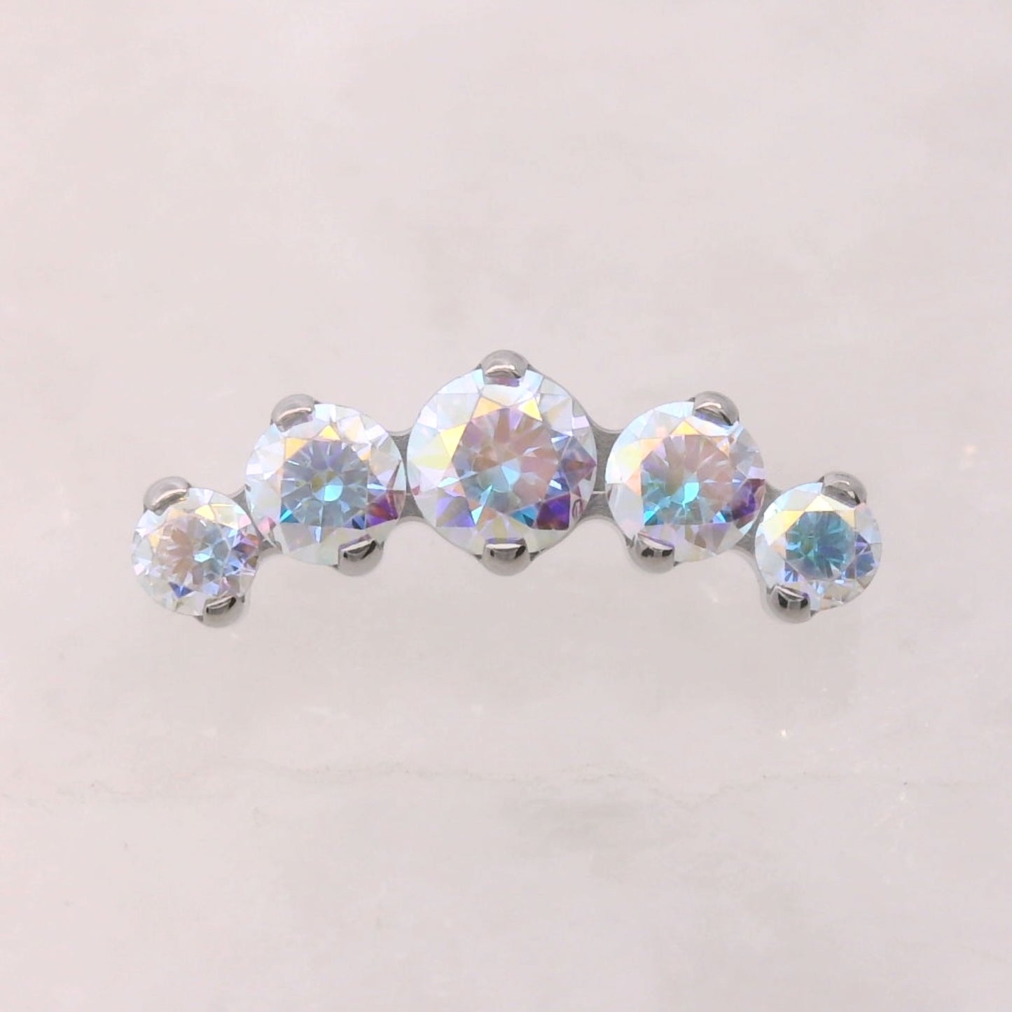 Prium - Single Row - Faceted Gems