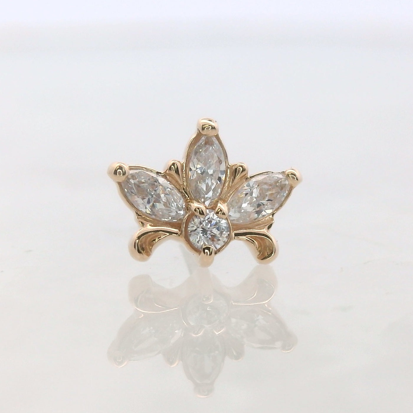 Royal Lily - Standard 9x7mm