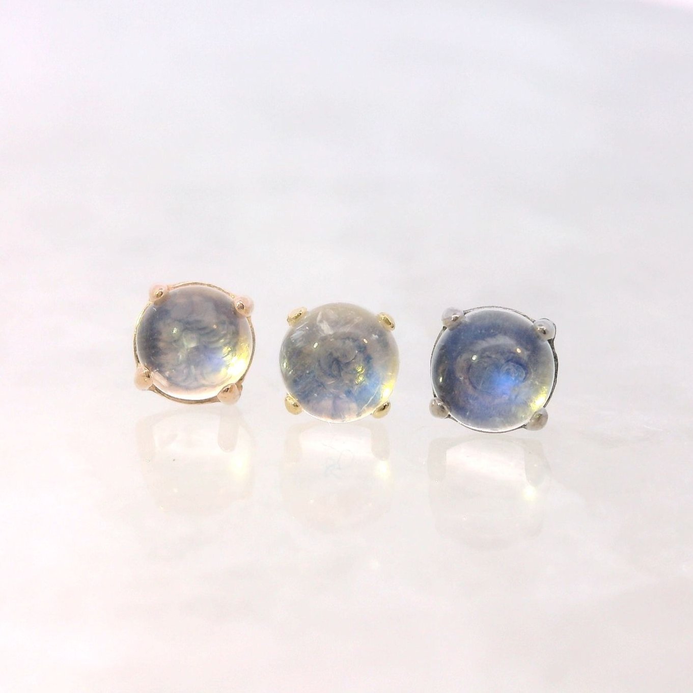 Ziana Cabochon Prong