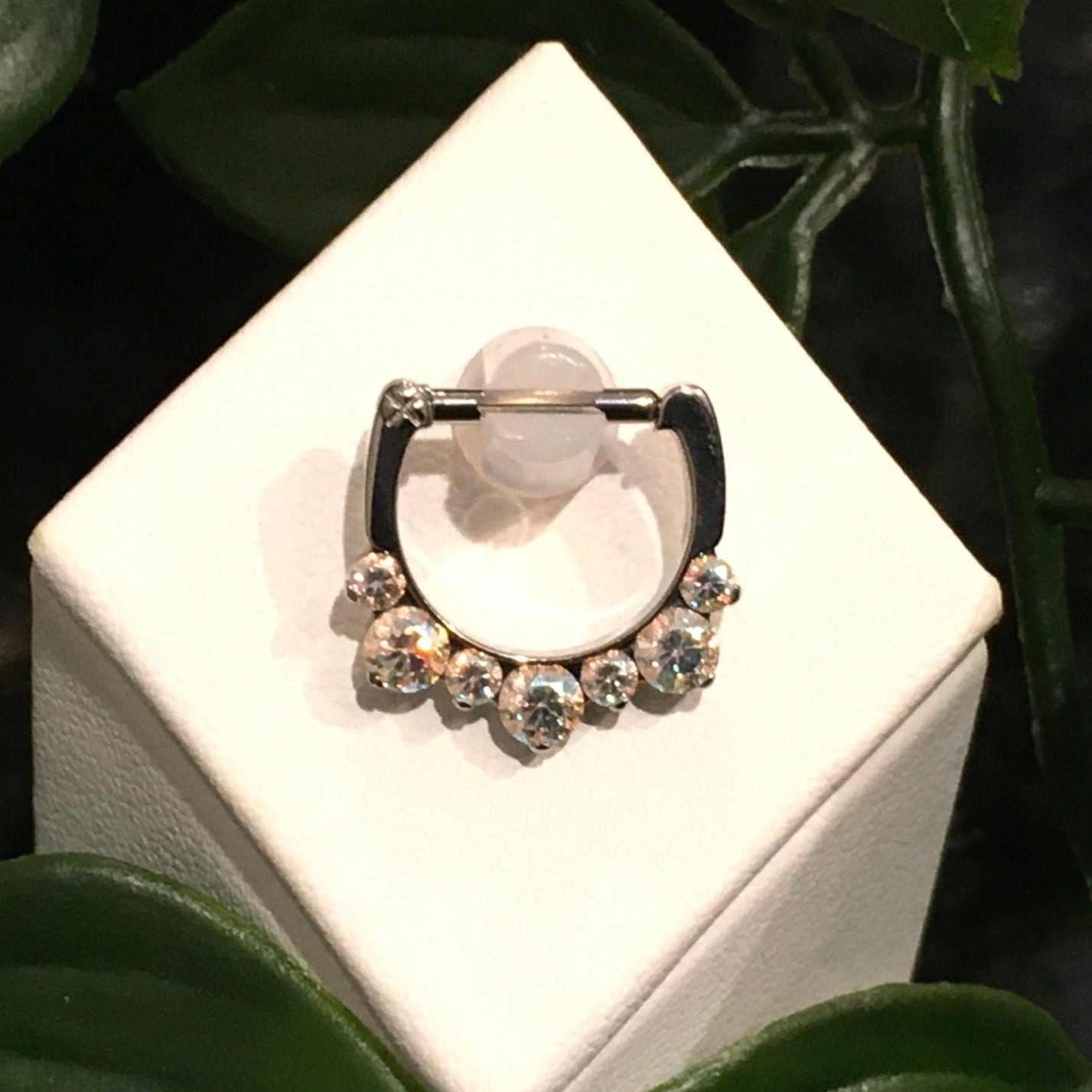 Odyssey Helios - Alternating Round Faceted Gems