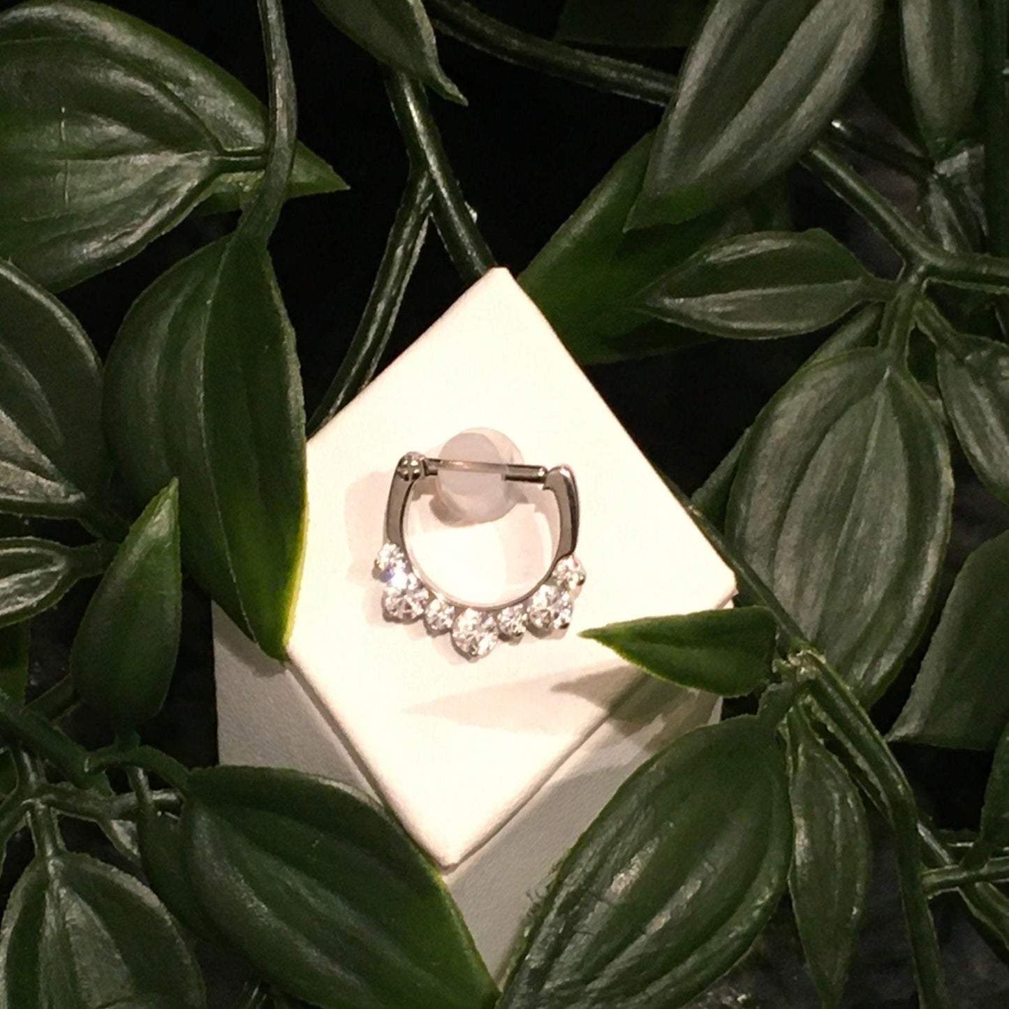 Odyssey Helios - Alternating Round Faceted Gems