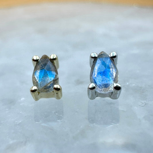 Pear Cabochon Four Prong