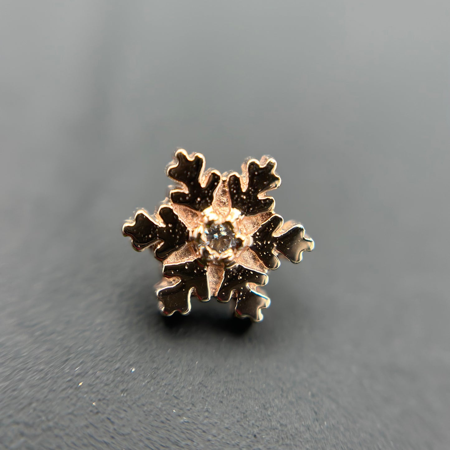Snowflake with Gem