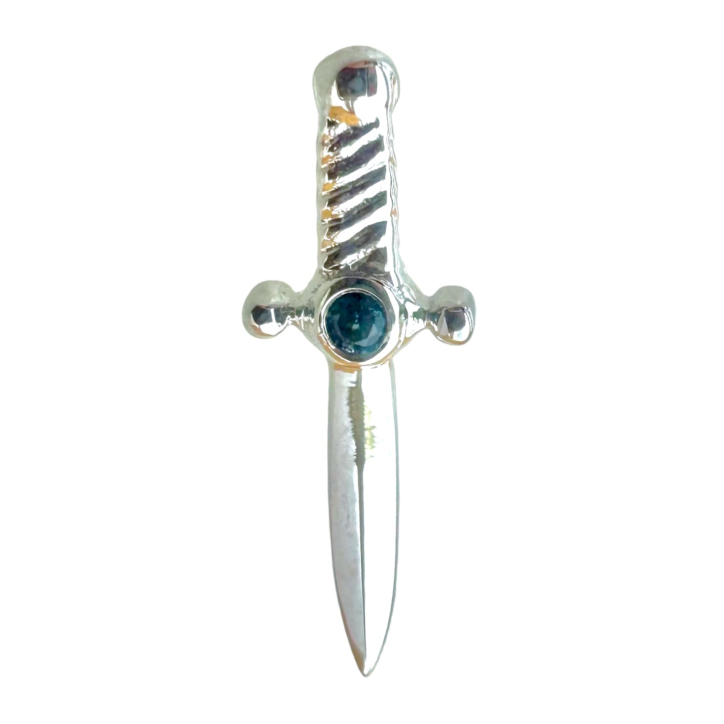 Slasher Dagger With Gem Set In Hilt
