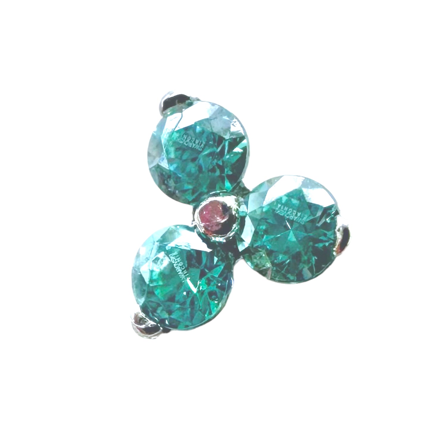 Trio Prong Gem