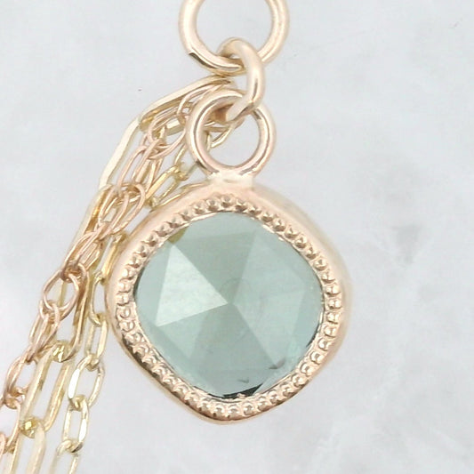 Chain Charm - Umba Sapphire Yellow Gold