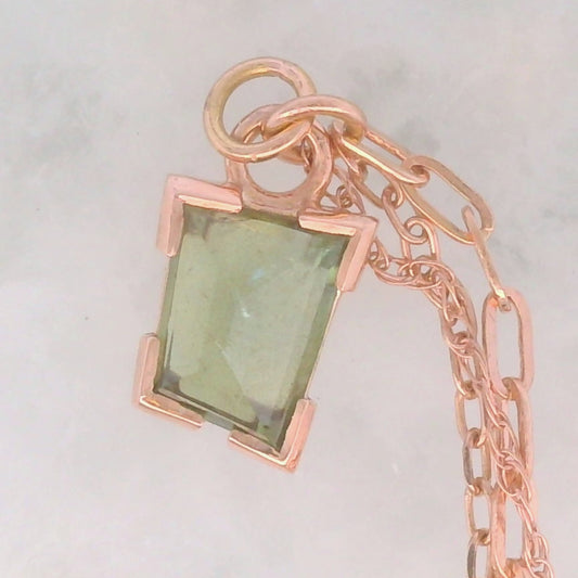 Chain Charm - Geo Cut Green Umba Sapphire Partial Bezel Rose Gold