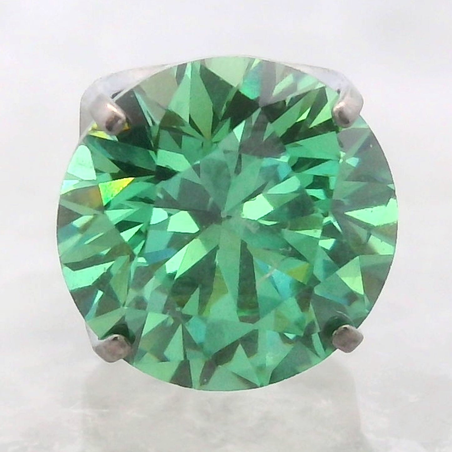 Faceted Gem In Titanium Prong Setting (4mm - 5mm) - Threadless