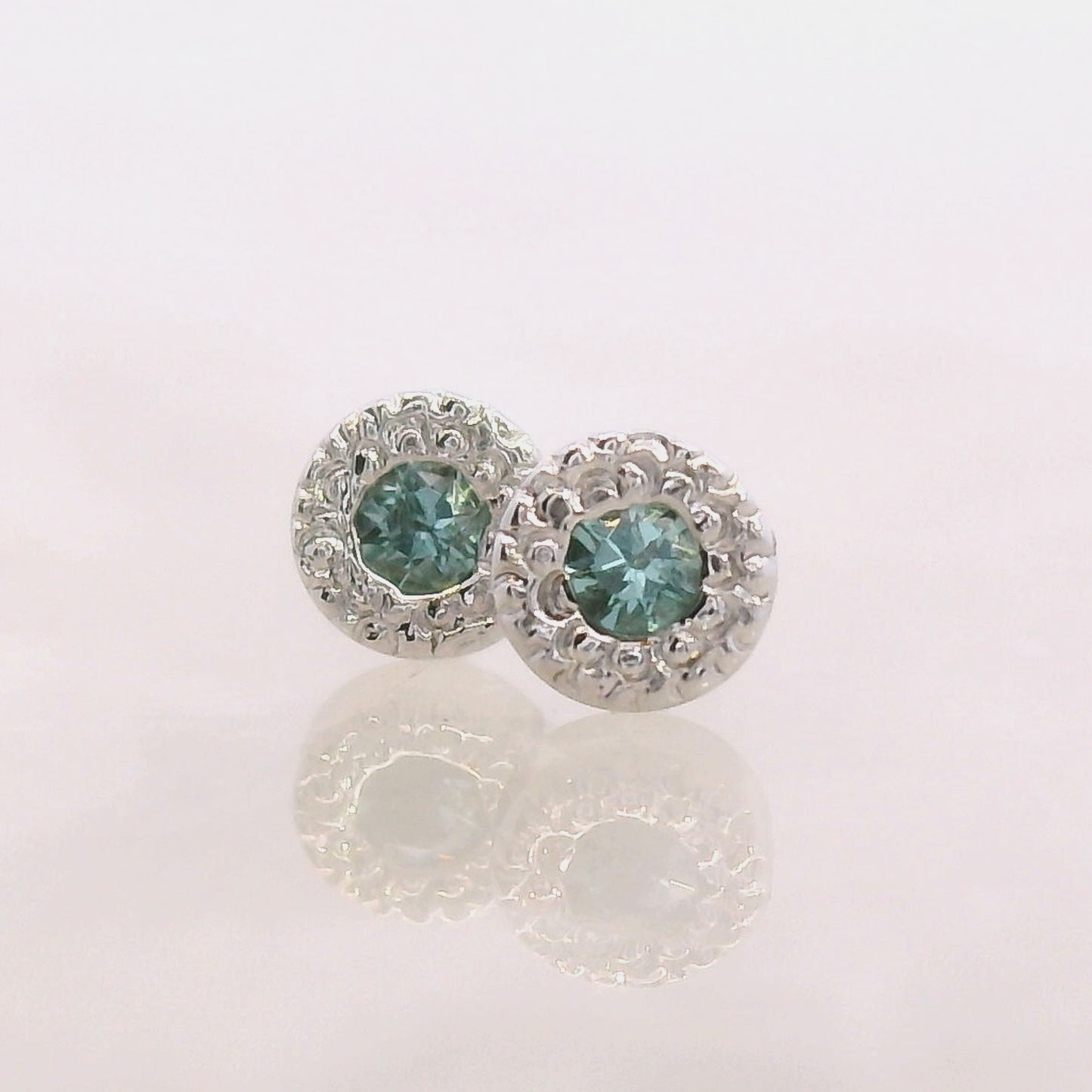 Pave Circles - One Gem