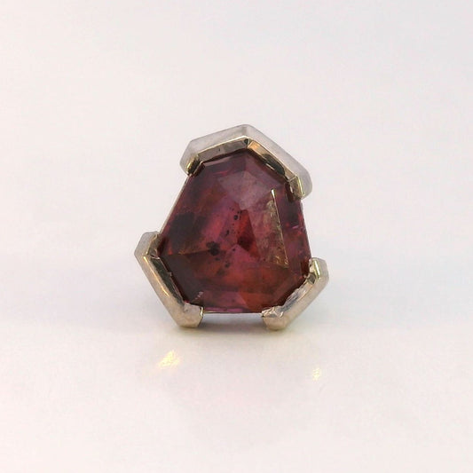 Geometric Winza Sapphire in White Gold