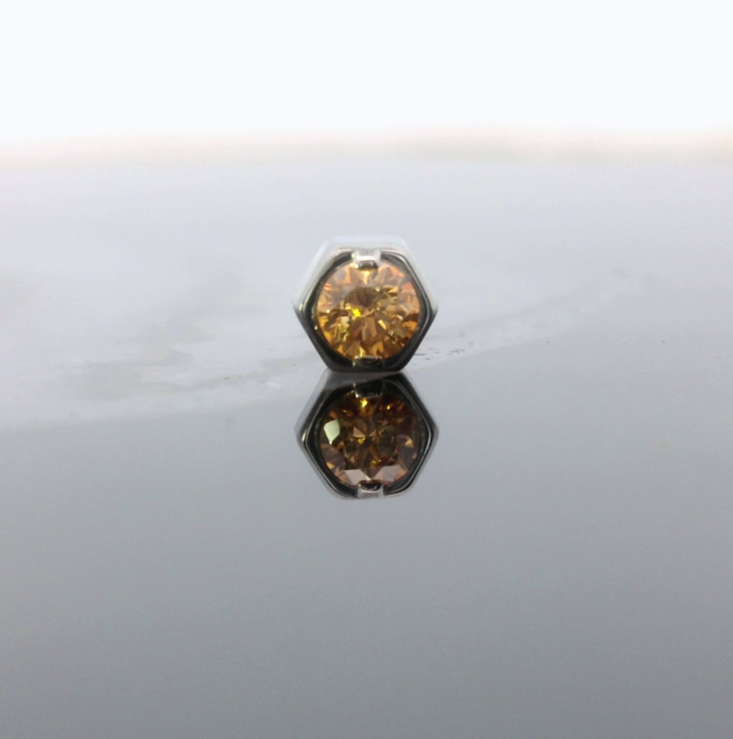 Stippled Single Honeycomb Faceted Gem End - Titanium
