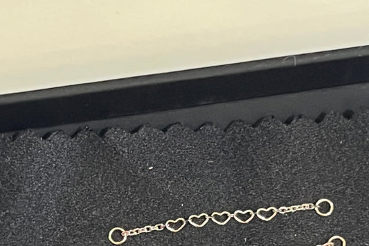 18g 14k White Gold 5 Heart Link Chain