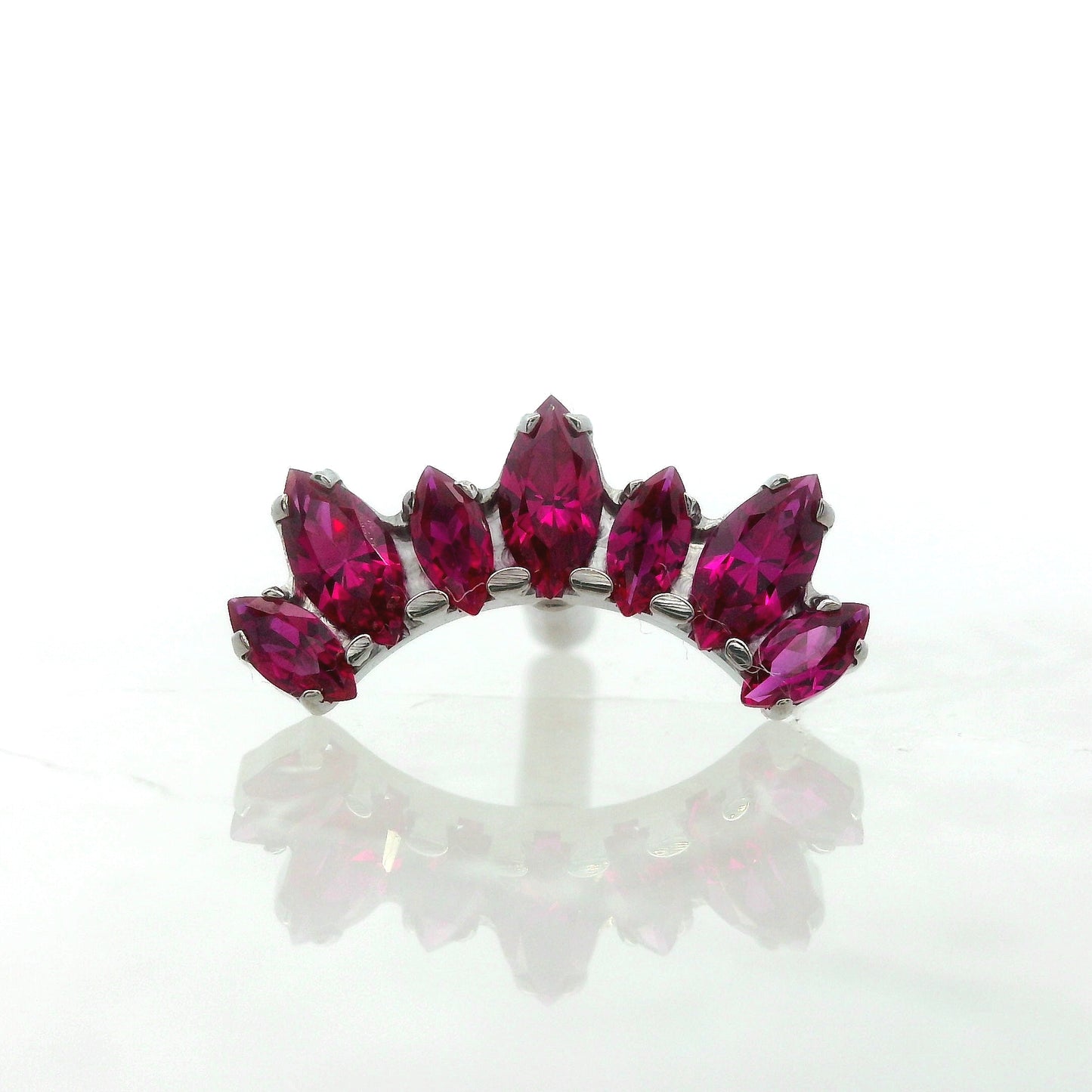 Nyx Marquise Faceted Gem Fan