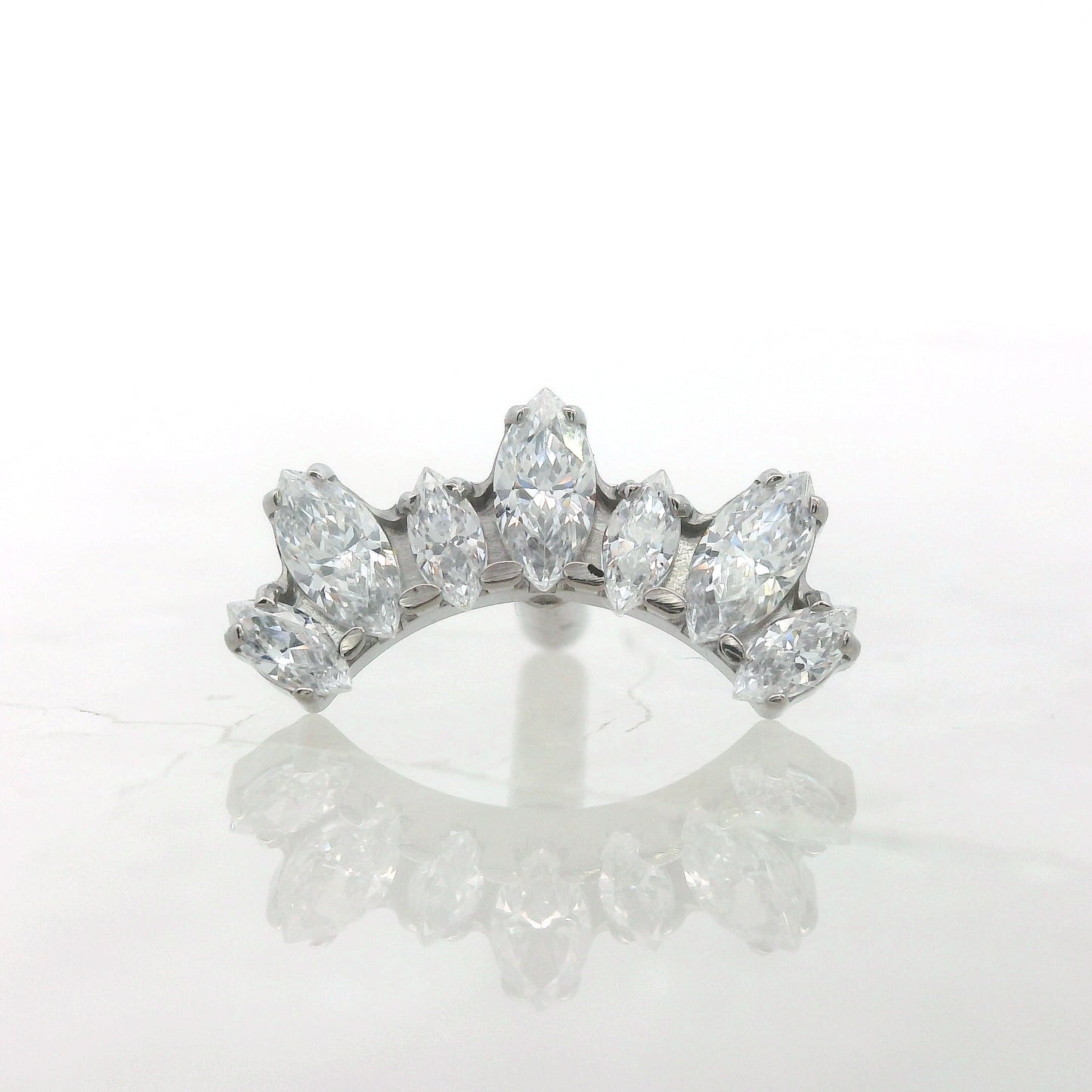 Nyx Marquise Faceted Gem Fan