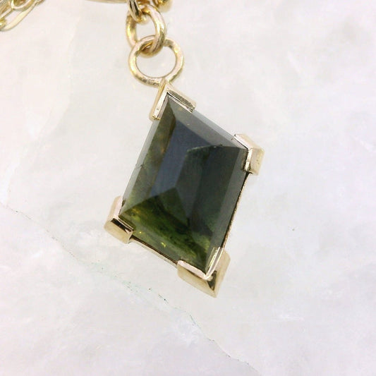 Chain Ring - Geo Green Kenya Sapphire Yellow Gold