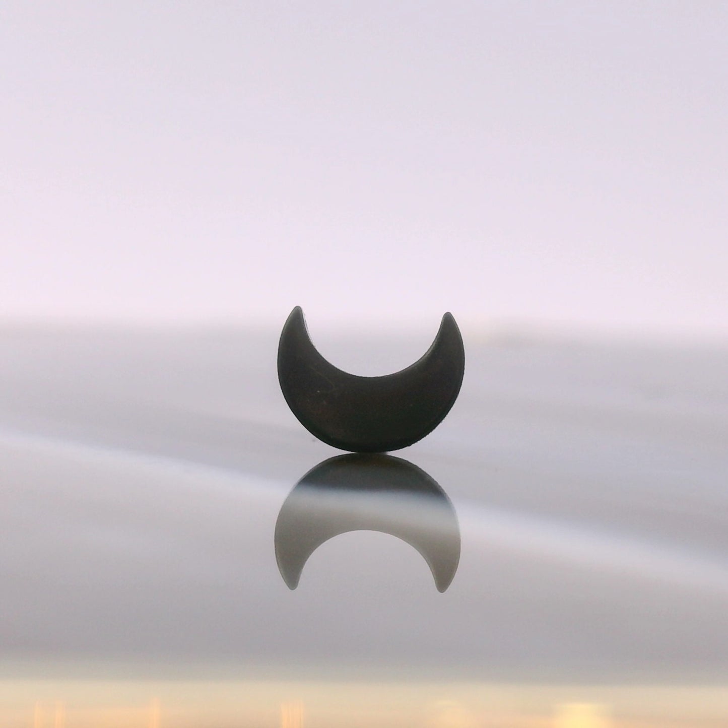 Crescent Moon - Niobium Threadless