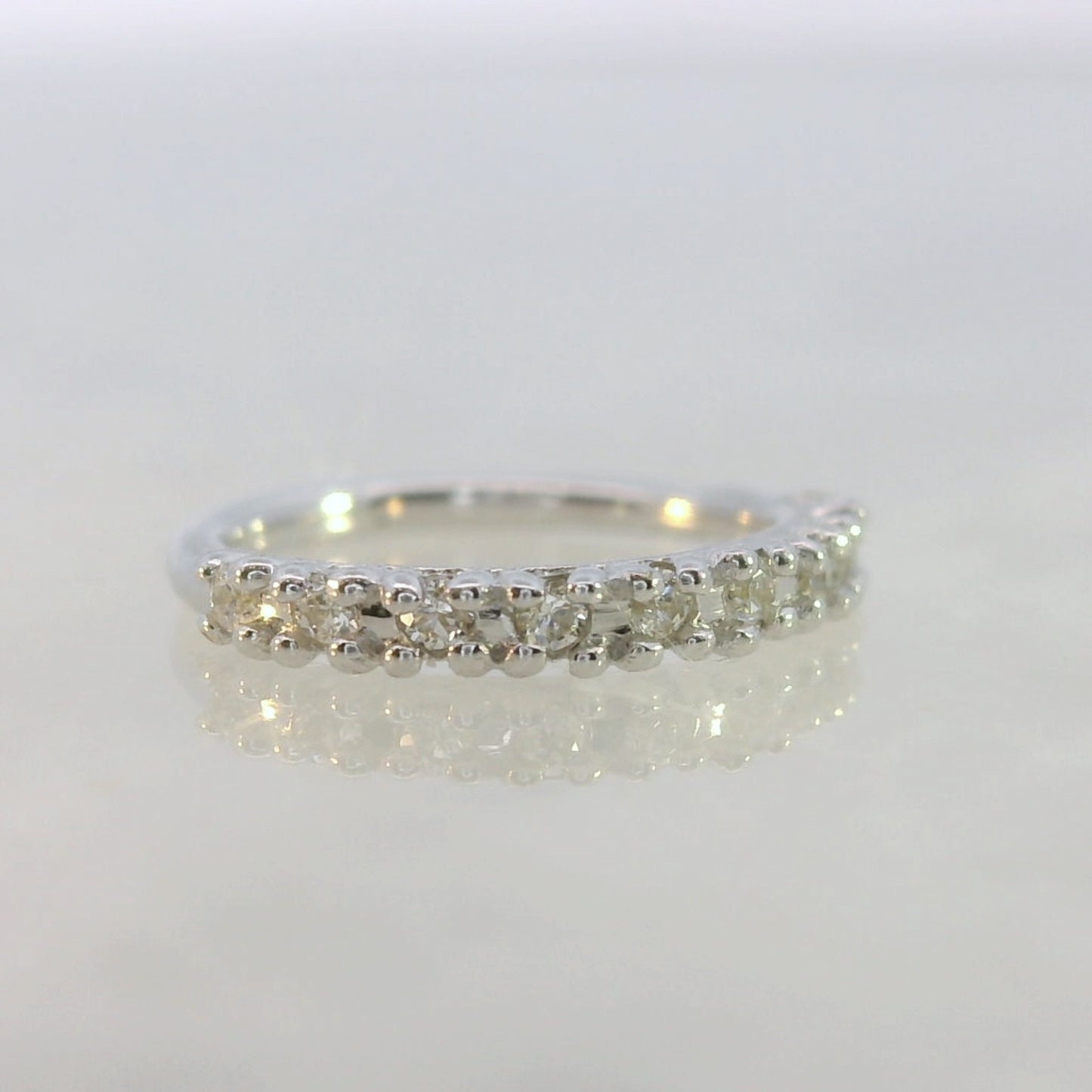 Hera Continuous Ring