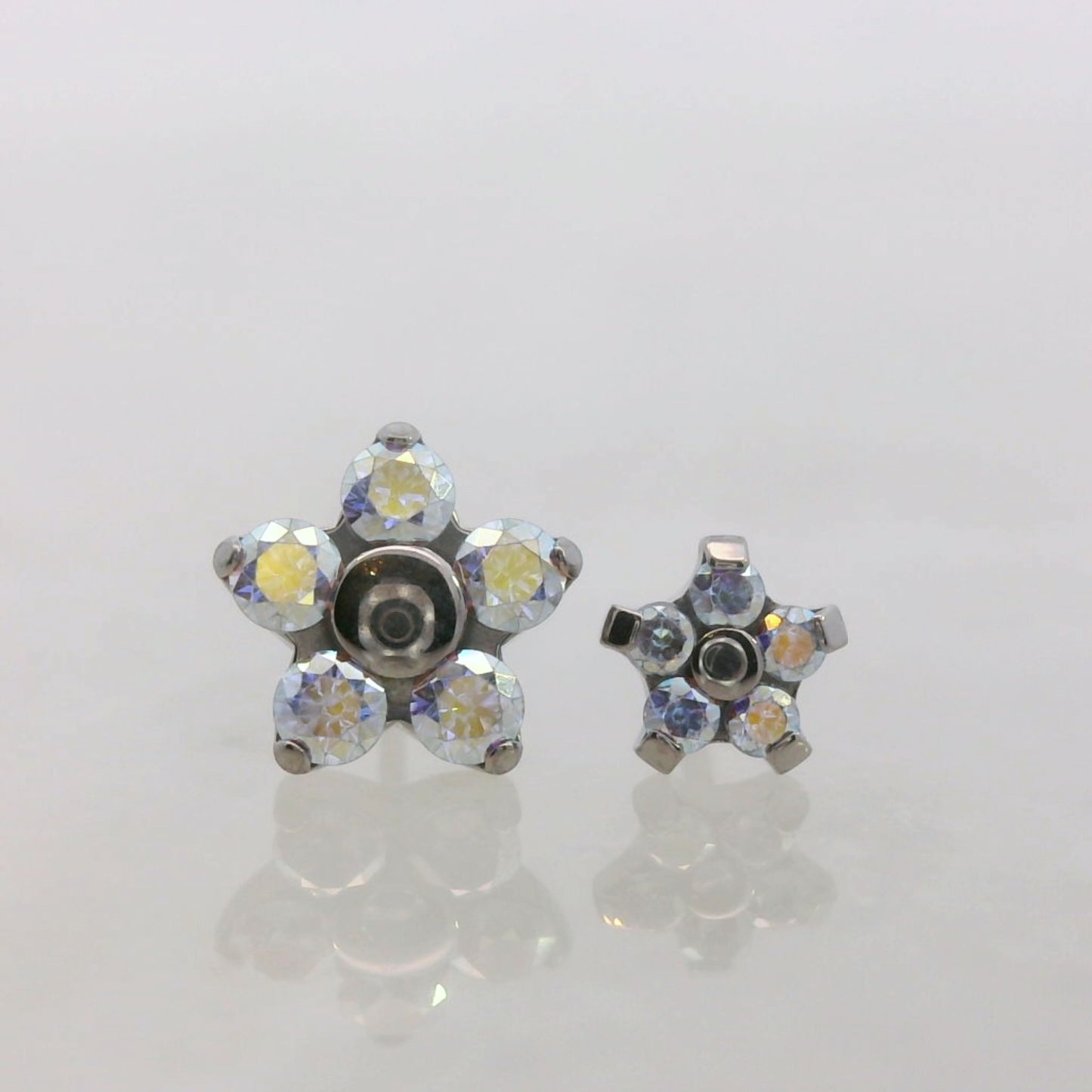 Flower (5 Petal) - Faceted Gem - Titanium - Threadless