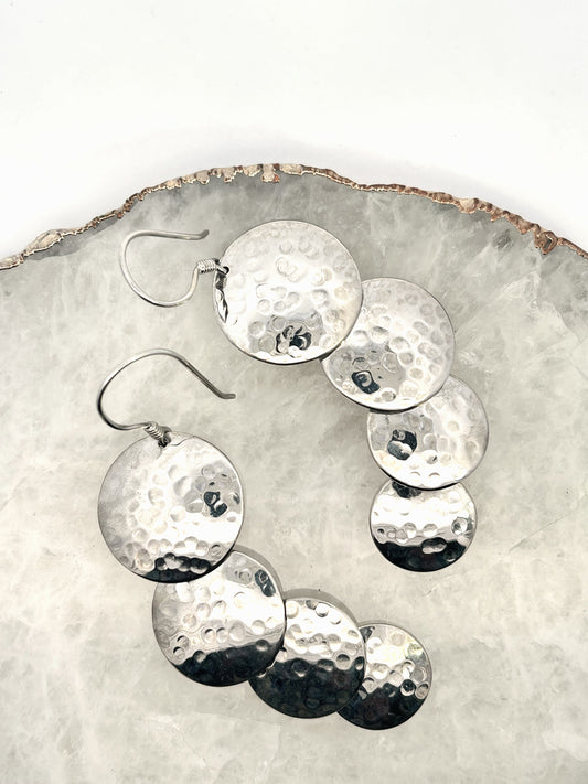 4 Disk Hammered Hanger