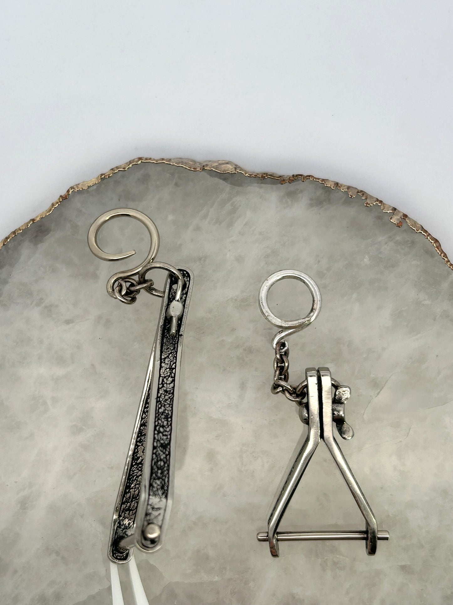 Gilson Suspension Hooks