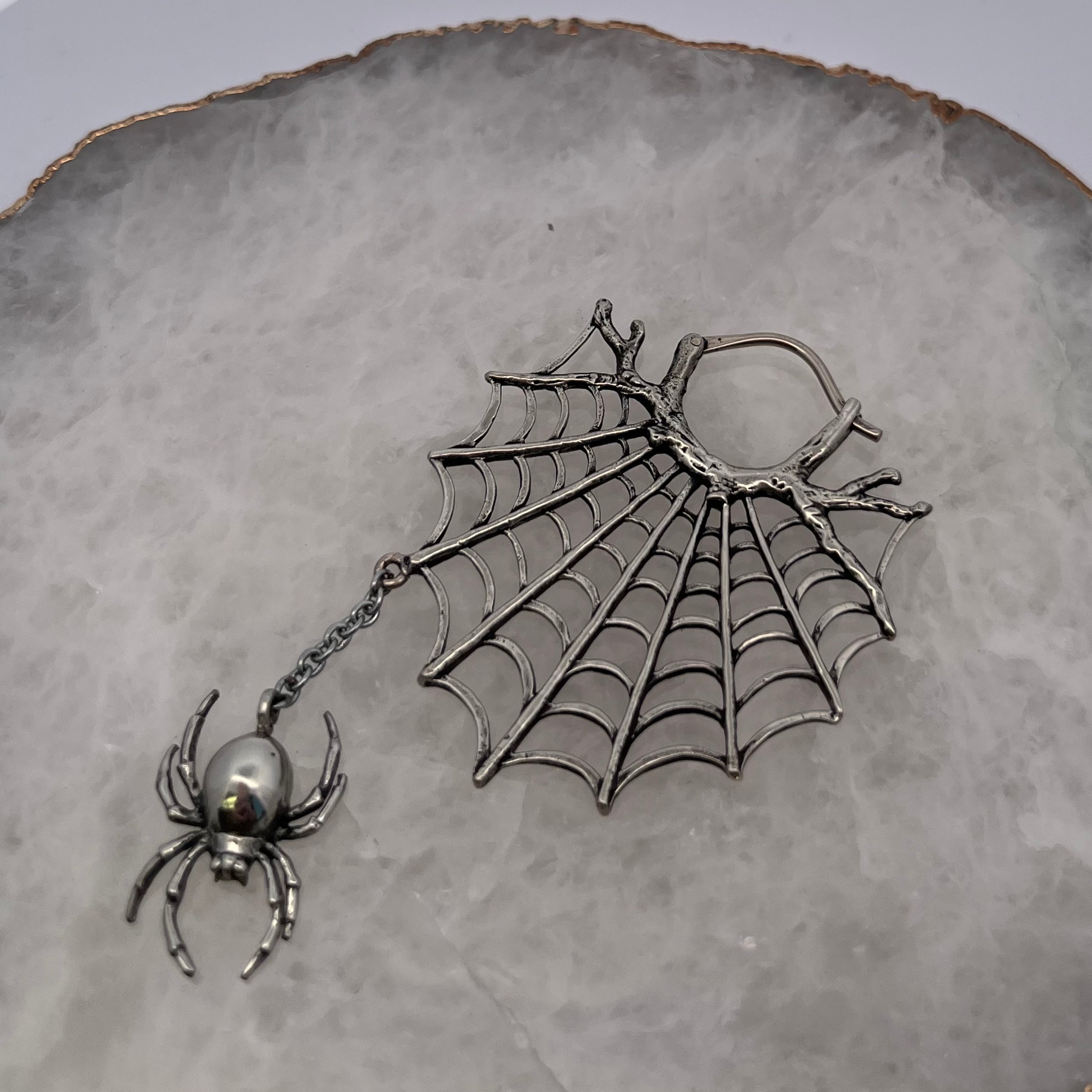 Spider Web and Dangle – Ivy Piercing Studios