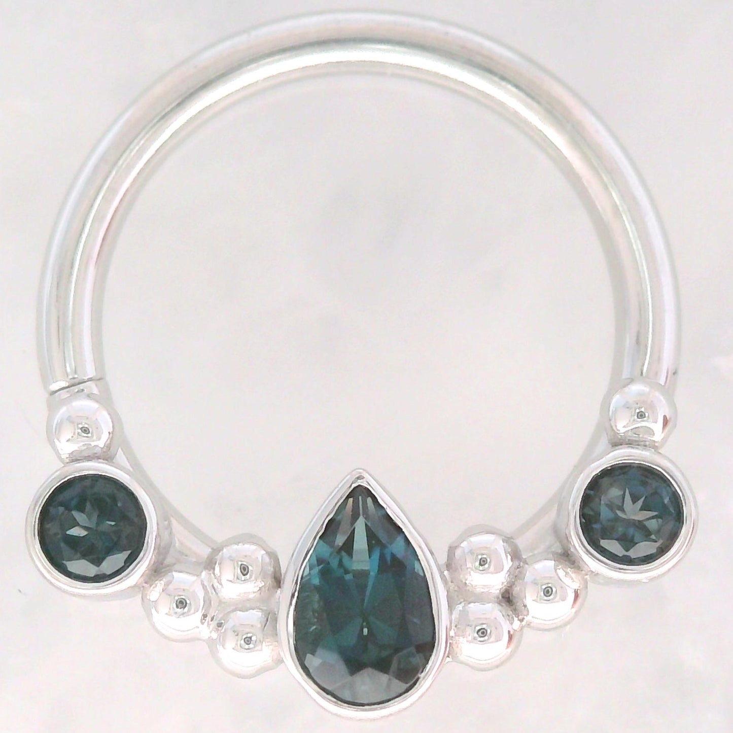 Inside Out Eden Pear Seam Ring